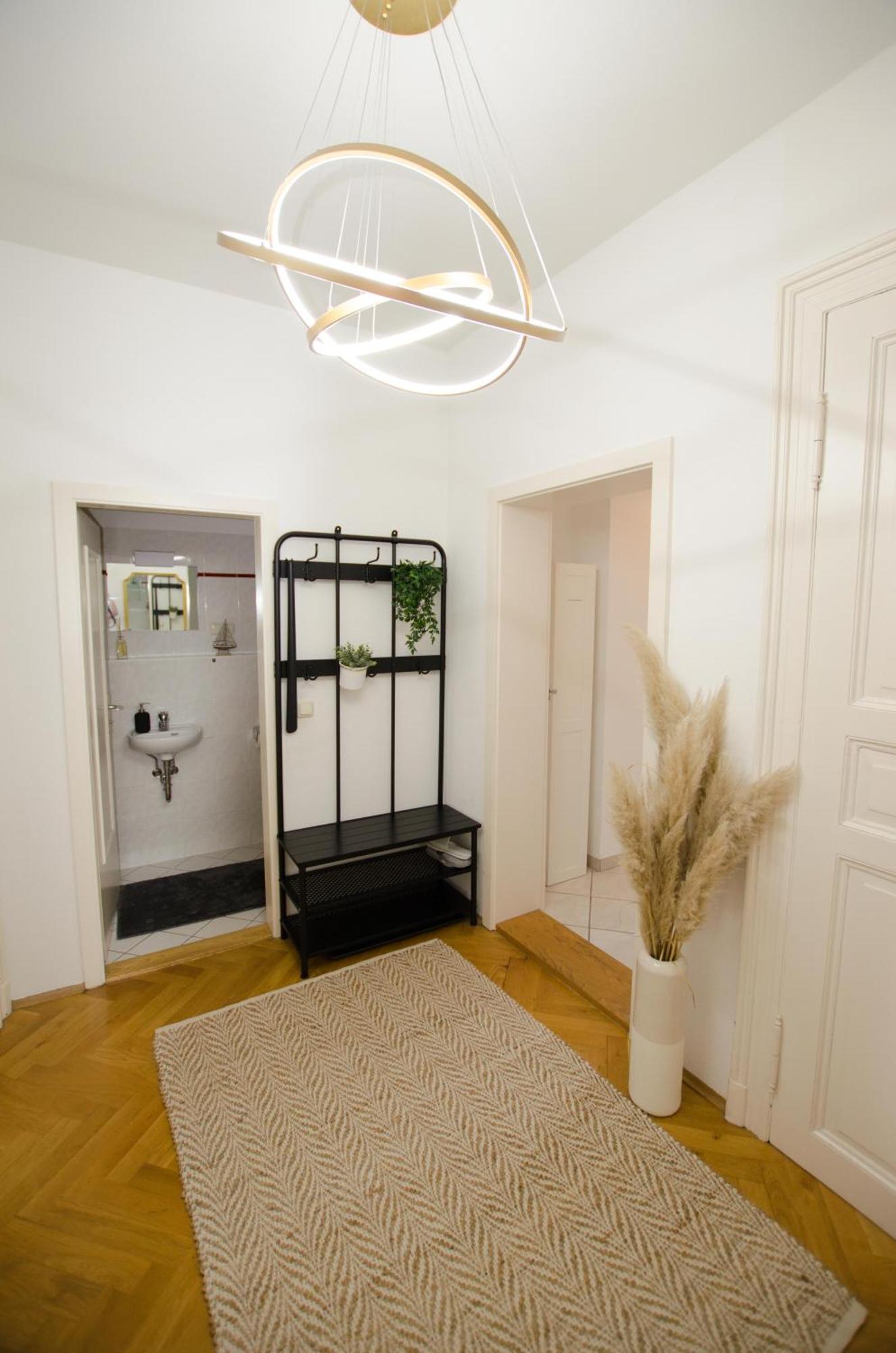 ドレスデンCasarina - Stilvoller Altbau In Zentraler Lageアパートメント エクステリア 写真