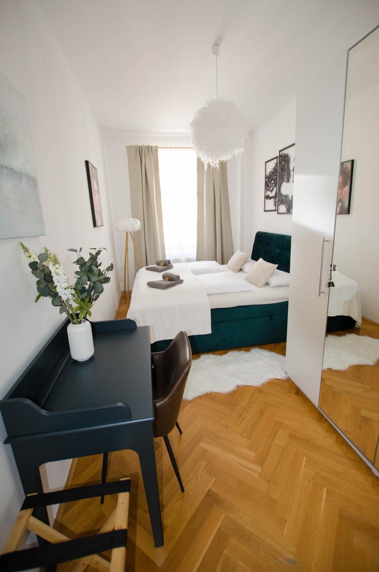 ドレスデンCasarina - Stilvoller Altbau In Zentraler Lageアパートメント エクステリア 写真